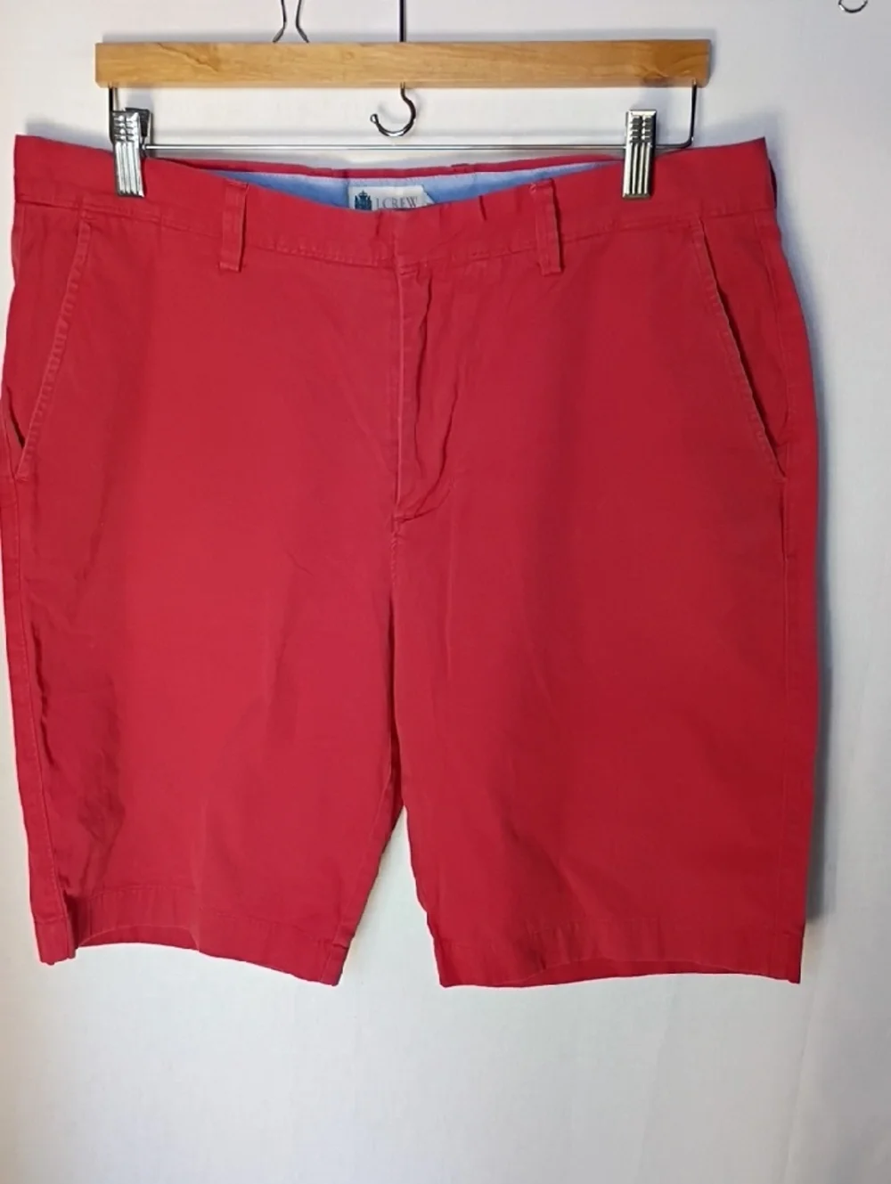 J. Crew Men’s Coral Color Flat Front Chino Shorts Size 34